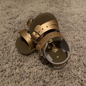 SunSands Sandals, size 0, Rose gold